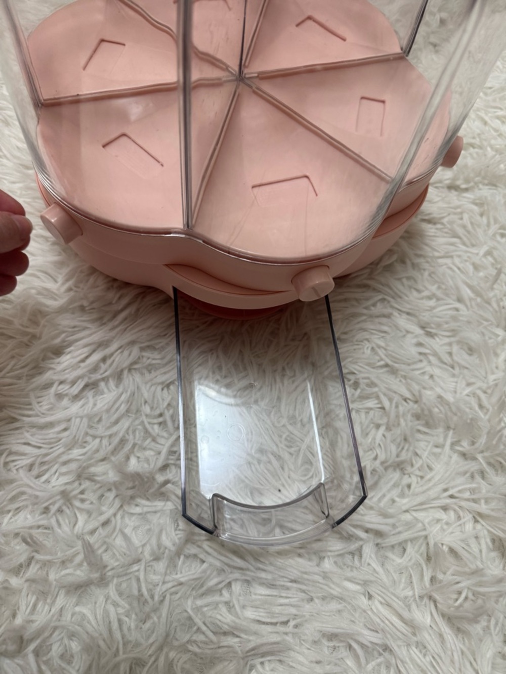 Pink Multi-Compartment Snack & Storage Server Pink Food Dispenser Snack Storage - Picture 6 of 6